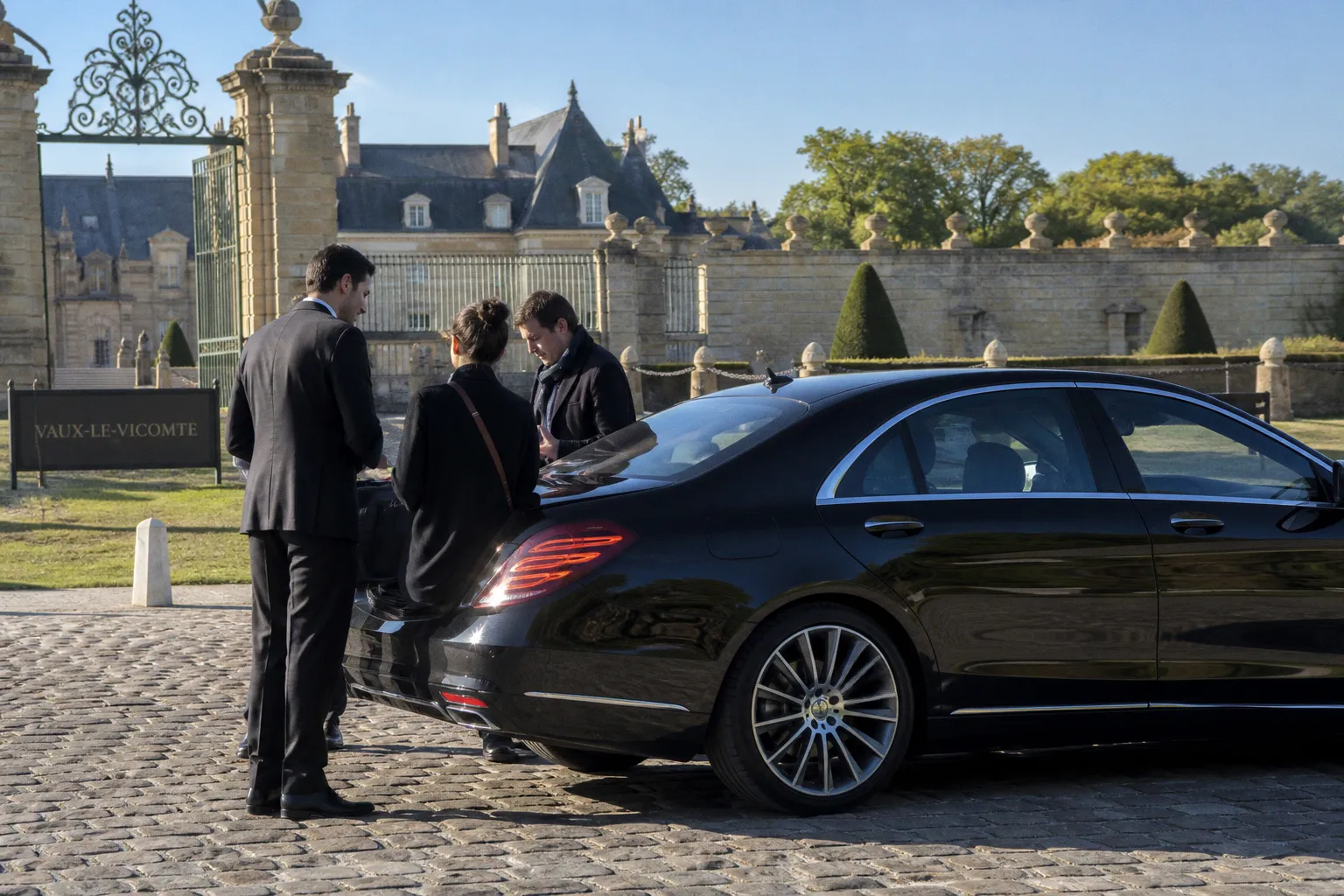 Cortège pour Vaux-le-Vicomte : autoroute ou voie royale ?