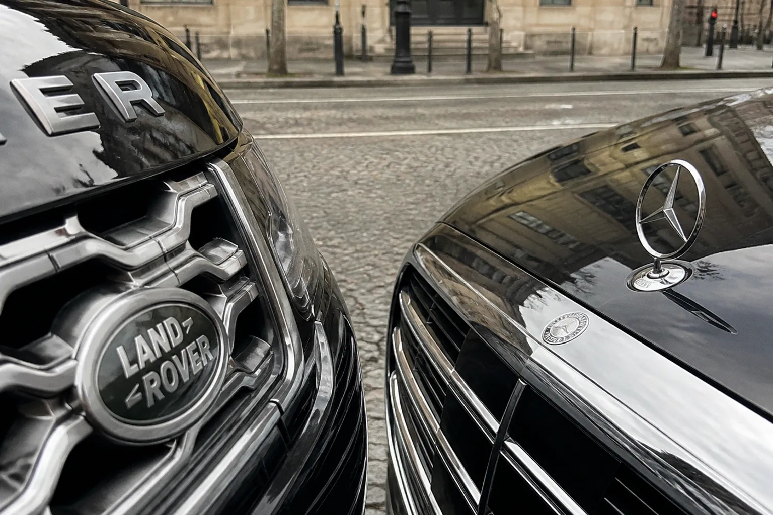 Range Rover ou Mercedes Classe S : quel véhicule pour vos transferts VIP ?